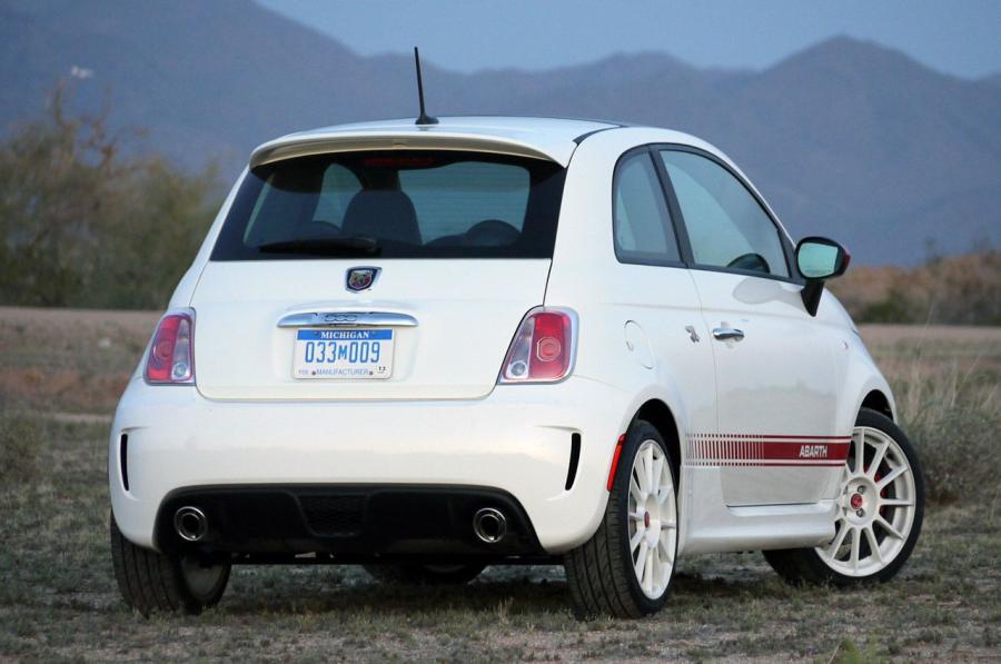  Fiat 500 Abarth 2012 года  (фото 11 из 121)